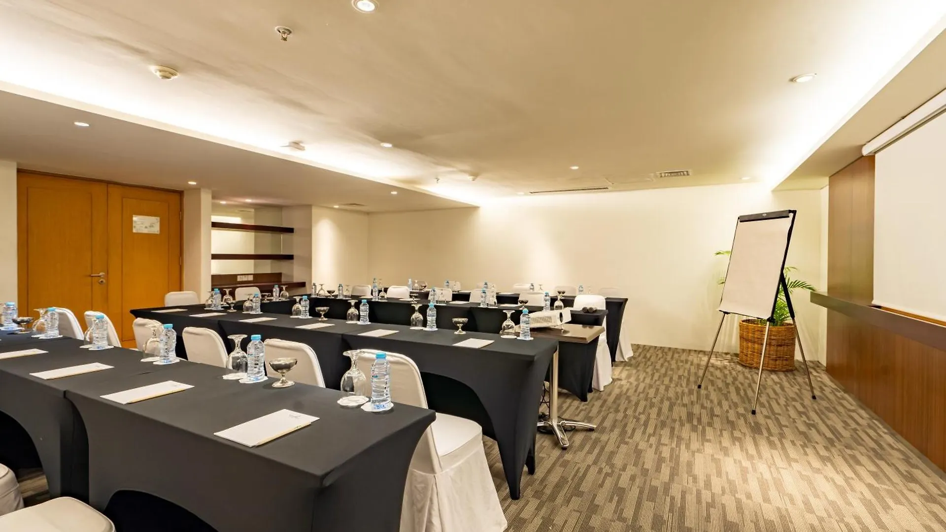 ****  Bintang Kuta Hotel Indonesien
